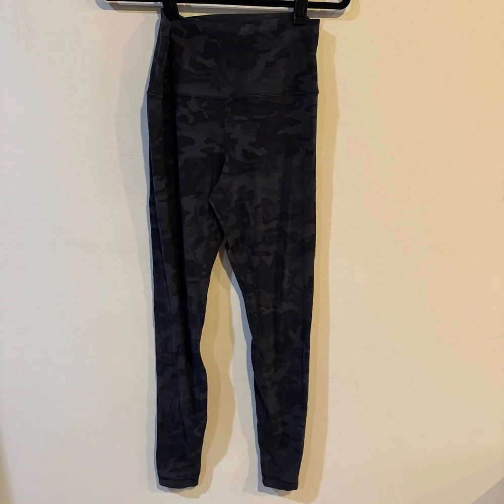 Lululemon align black incognito camo 28” pant - Picture 2 of 8